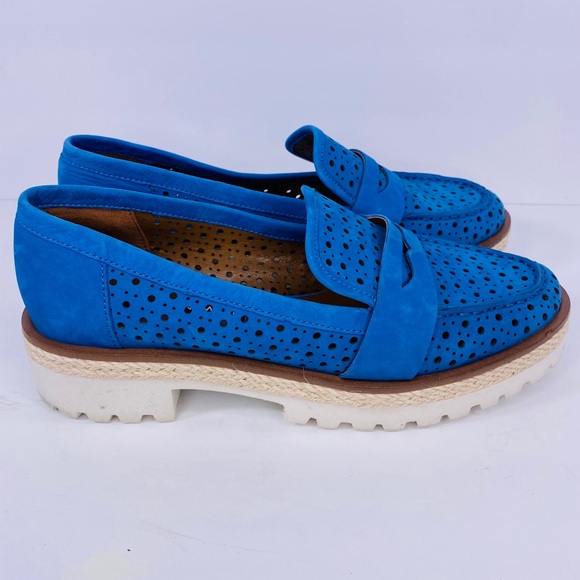 Women’s shoes - Picture 3 of 4